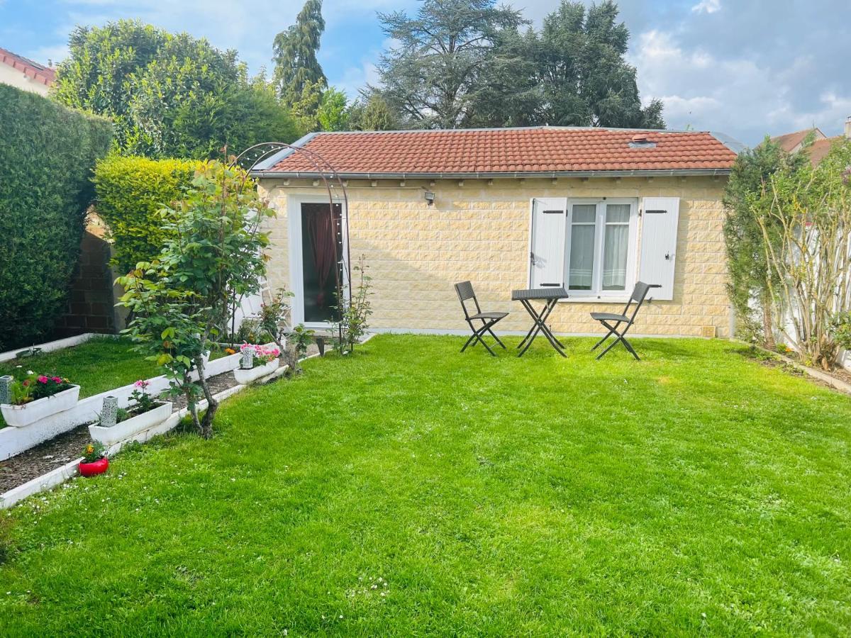 La Petite Maison Le Perray-en-Yvelines Eksteriør billede